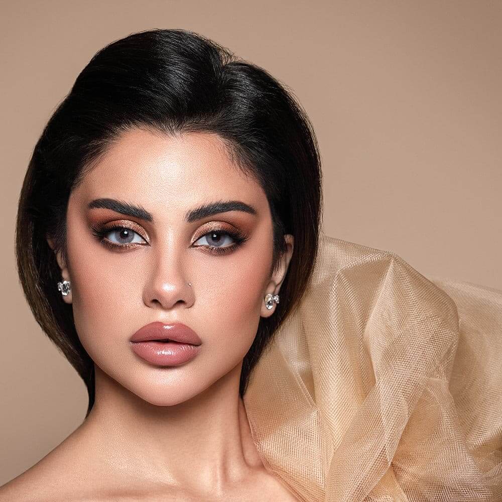 Bella Diamond Collection - Gray Beige Contact Lenses by Bella
