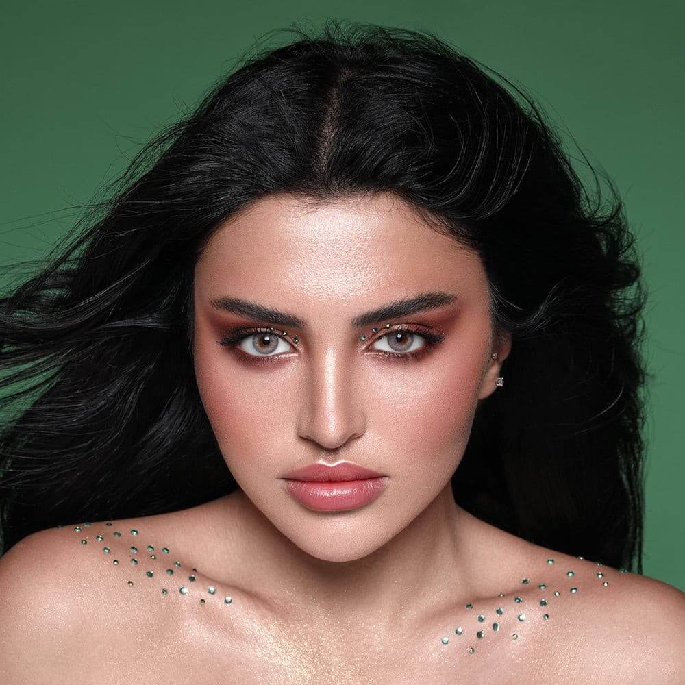 Bella Diamond Collection - Mint Gray Contact Lenses by Bella